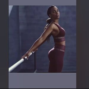 Fabletics Valletta Define workout set waist cinch